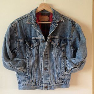 Vintage 90s Levi's Denim Trucker Jacket, Flannel Lined, 100% cotton, USA made